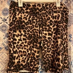 Leopard biker shorts with pockets